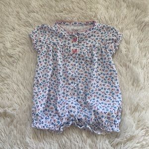 ✨3/$6✨Carter’s Baby Onsie